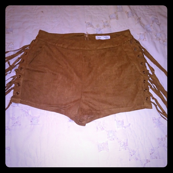 Pants - Loveriche Vegan Suede Fringe Shorts - Size Small